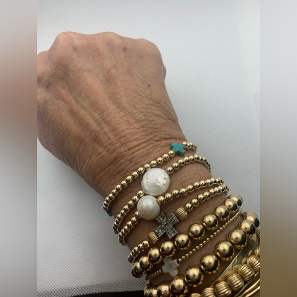 Handmade 14k Gold Filled bracelet with Pave diamond sterling silver cross. - Picture 4 of 5